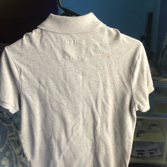 Hollister shirt - Picture 3 of 4